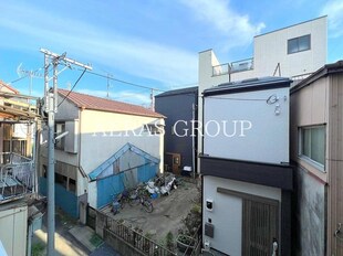 関原2丁目3階建て戸建の物件内観写真